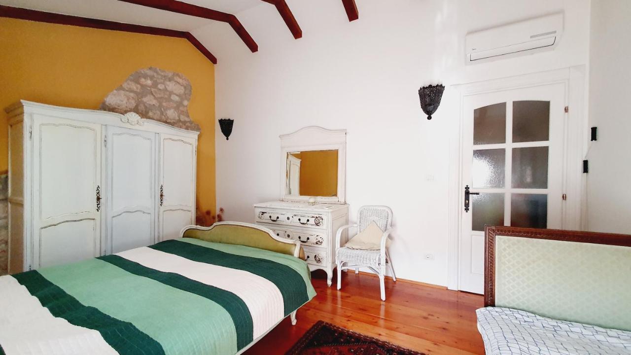 Villa Kazun With Private Pool And Two Gardens Marčana المظهر الخارجي الصورة