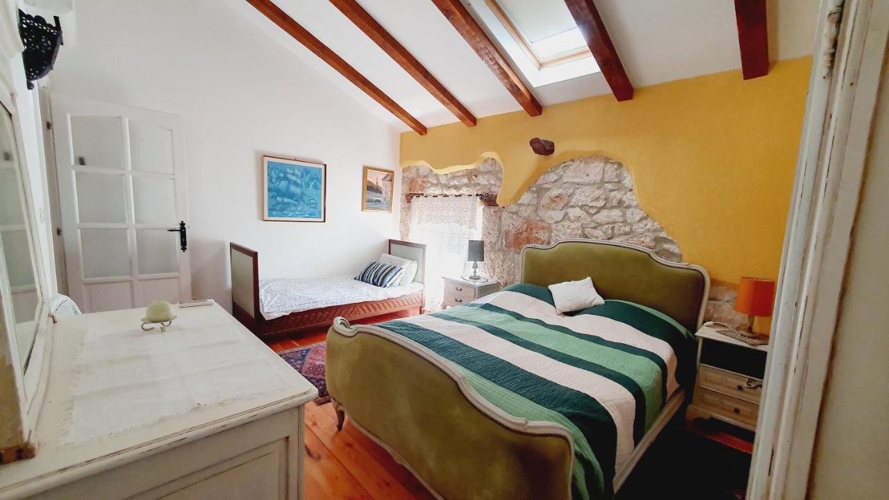 Villa Kazun With Private Pool And Two Gardens Marčana المظهر الخارجي الصورة